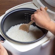5 Cara Mengatasi Nasi yang Kurang Matang
