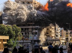 Video: Detik-detik Ledakan Dahsyat di Beirut Akibat Serangan Israel