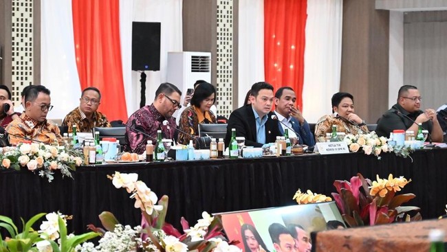 Wakil Ketua Komisi III DPR, Dede Indra Permana Soediro menilai pembentukan Panja mendesak guna mencegah penyelundupan barang ilegal dan pemalsuan dokumen impor.