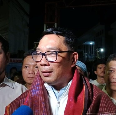 Terpopuler: Klarifikasi Ridwan Kamil hingga Lisa Mariana Siap Tes DNA