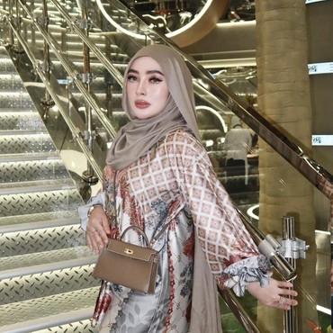 Heboh Dugaan Monopoli Skincare, Shella Saukia Sentil Dr Oky Pratama