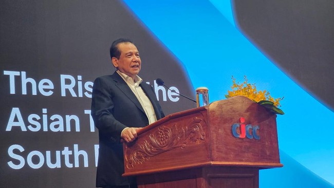 CT Beberkan Efek Perang Tarif Trump ke Indonesia Founder & Chairman CT Corp Chairul Tanjung membeberkan sejumlah efek dari perang tarif yang diberlakukan Amerika Serikat (AS), termasuk kepada Indonesia.