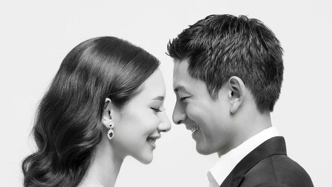 Rio Haryanto Bagikan Foto Prewedding Jelang Nikahi Athina Papadimitriou