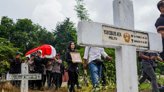 Kasat Reskrim Polres Solok Selatan, AKP Ryanto Ulil Anshar dianggap pihak family sebagai pahlawan.