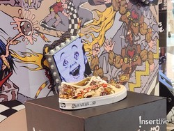 Seniman Dwiky KA Kawin dengan Vans Indonesia untuk Lahirkan Planet WKWK-99X