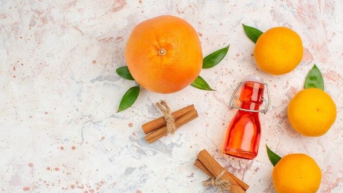 Aroma parfum untuk musim hujan/Foto: Freepik/KamranAydinov