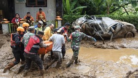 Penumpang Bus Tewas Tertimbun Longsor di Sibolangit Jadi 9 Orang
