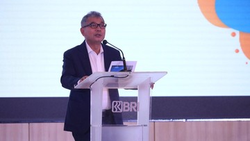 Keberhasilan Gemilang! Dirut BRI Raih Gelar CEO Terbaik Berkat Inovasi Pembiayaan Berkelanjutan