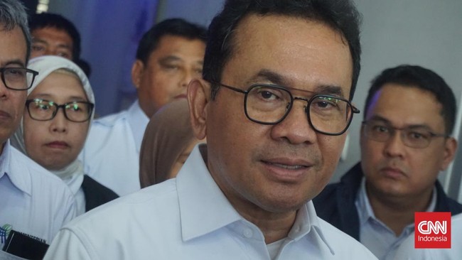 Mendag Budi Santoso menargetkan revisi Permendag 8 Tahun 2024 tentang Kebijakan dan Pengaturan Impor yang dituduh membunuh Sritex Cs dirampungkan pekan ini.