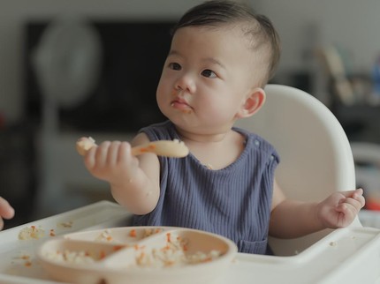 7 Cara Stimulasi Oromotor Bayi agar Mau Makan & Cegah Speech Delay