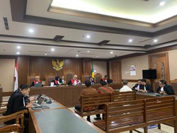 3 Terdakwa Kasus Korupsi Jalur KA Besitang-Langsa Divonis 5-7 Tahun Bui