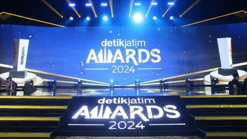 DetikJatim Awards 2024: Meriah! Tokoh-Tokoh Penting Ramaikan Ajang Bergengsi DetikJatim Awards 2024: Meriah! Tokoh-Tokoh Penting Ramaikan Ajang Bergengsi