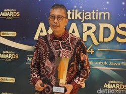Bank Jatim Raih detikJatim Awards, Dirut: Semangat Kembangkan 7 Juta UMKM