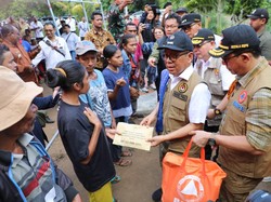 Pemerintah Akan Bangun Rumah Rusak Akibat Konflik Dua Desa di Flores Timur