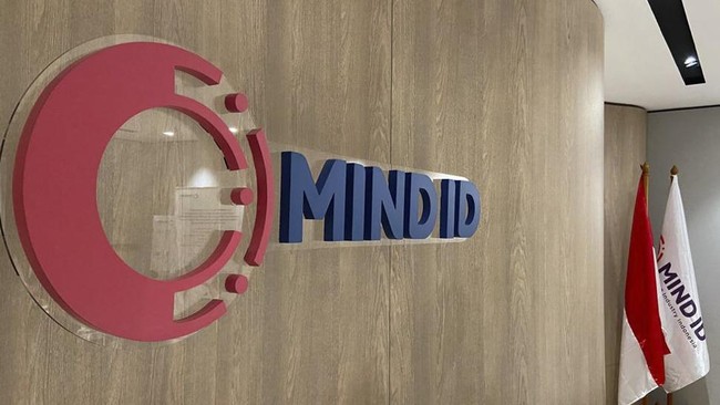 MIND ID Rombak Jajaran Direktur, Ada Tiga Jabatan Baru Holding BUMN Industri Pertambangan MIND ID merombak jajaran direksinya dengan mengganti tiga direktur serta menambahkan tiga jabatan baru.