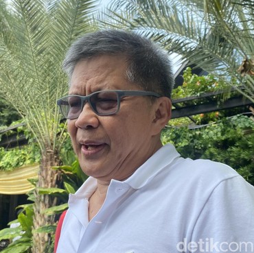 Beda Kritik Mahfud MD dan Rocky Gerung soal Kontroversi Raffi Ahmad