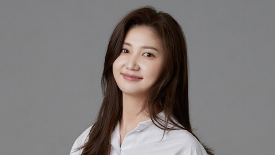 Sosok Shin Seon Jeong