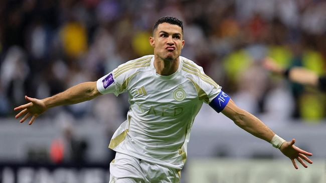 FOTO: Ronaldo Mengamuk dan Cetak 2 Gol, Al Nassr Bantai Al Gharafa