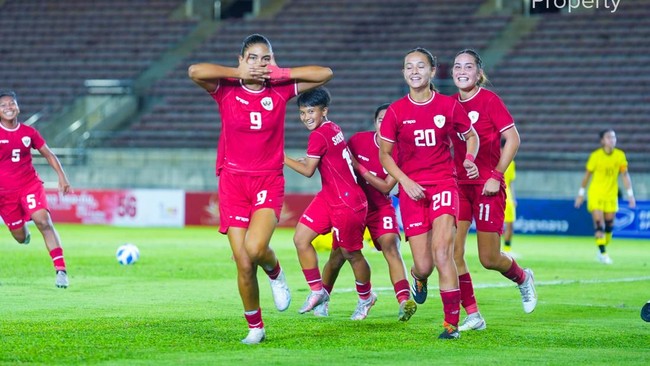 Timnas Indonesia Putri akan bentrok dengan Kamboja dalam laga final Piala AFF Wanita 2024 di Laos, Kamis (5/12) malam. Berikut 5 fakta final Piala AFF Wanita.