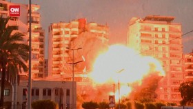 VIDEO: Detik-detik Rudal Israel Hantam Bangunan di Selatan Beirut