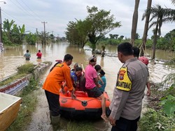 Tanggul Sungai Jebol, 120 Rumah di Medan Terendam Banjir