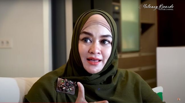 Terpopuler: Zeda Salim Bahas Soal Mainan Cintamu Vs Pesan Ayah Vincent Rompies