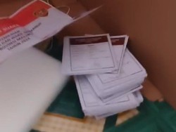 Heboh Anggota KPPS di Ambon Coblos Kertas Suara Sisa