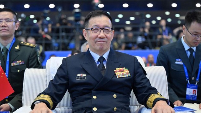 China menepis kabar bahwa Menteri Pertahanan Dong Jun tengah diselidiki atas dugaan korupsi.
