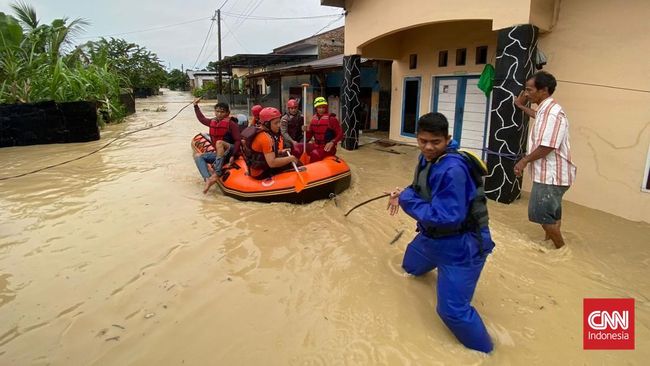 Air PDAM di Deliserdang Mati Imbas Banjir, Warga Mandi Pakai Air Galon