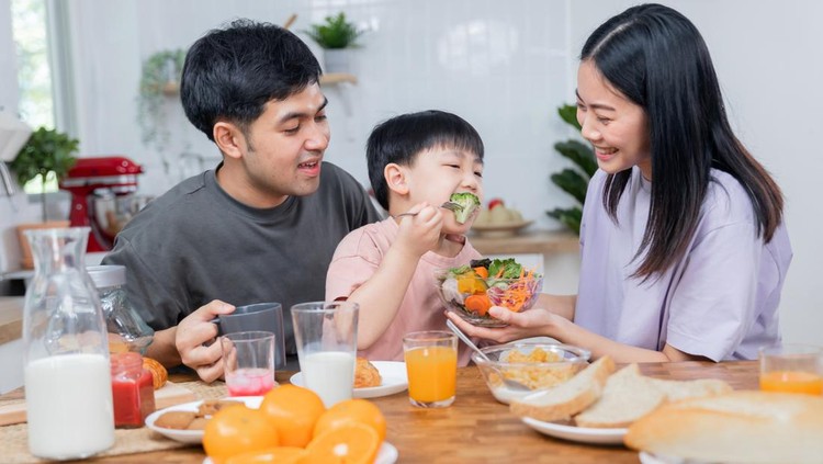 Menaikkan berat badan anak 3-8 tahun