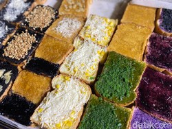 5 Kuliner Kaki Lima Viral di Tebet, Ada Roti Kukus dan Cimol Bojot