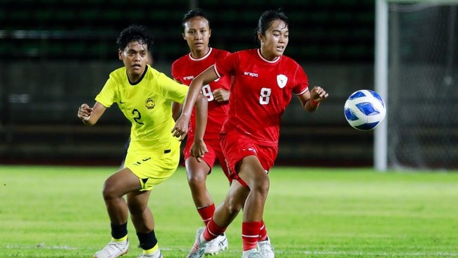 Pelatih Timnas Putri Indonesia Satoru Mochizuki bangga dengan kerja keras timnya saat mengalahkan Malaysia pada laga kedua Grup B Piala AFF Putri 2024.