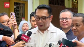 VIDEO: Sebelum ke Bandung, RK Dampingi Bahlil Nyoblos di Jakarta