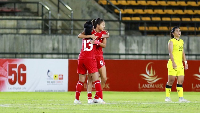 Timnas Putri Indonesia lolos ke final Piala AFF Wanita 2024 dan Claudia Scheunemann memburu gelar top skor jadi berita terpopuler olahraga.