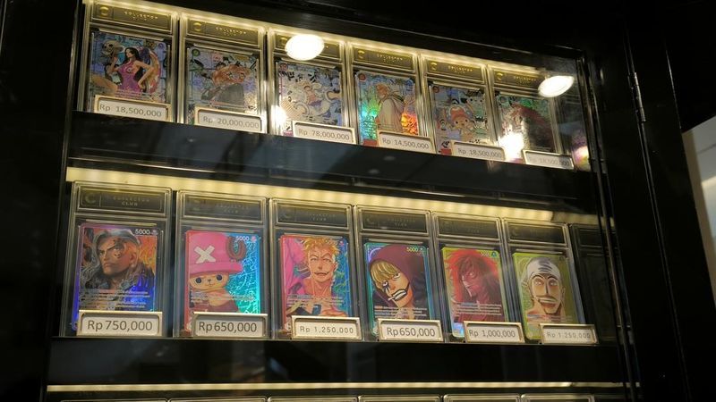 Collector Club dengan bangga mempersembahkan pengalaman tak terlupakan bagi para pecinta pop culture, komik, dan Trading Card Game (TCG).