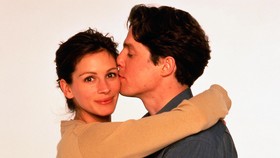 Julia Roberts Disebut Tolak Naskah Sekuel Notting Hill
