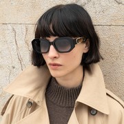 Furla dan Ray-Ban Hadirkan Kacamata Modern nan Unik untuk Ekspresikan Diri