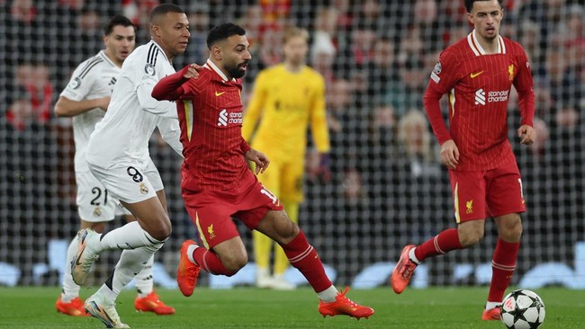 Mbappe dan Salah Rebutan Sepatu Emas Eropa 2025 Kylian Mbappe dan Mohamed Salah masih punya kesempatan merebut gelar European Golden Boot atau Sepatu Emas Eropa 2025.