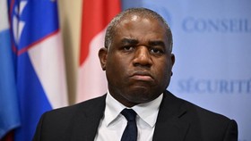Inggris: Tetap Komunikasi, Tapi Bantu ICC Tangkap Netanyahu