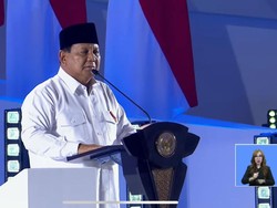 Umumkan Gaji Guru Naik, Prabowo Ajak Tepuk Tangan Paling Keras buat Sri Mulyani