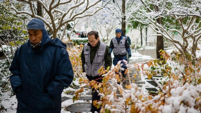 FOTO: Penampakan Seoul 'Terkubur' Salju Tebal