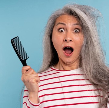 6 Penyebab Mengapa Kamu Memiliki Uban di Usia Muda