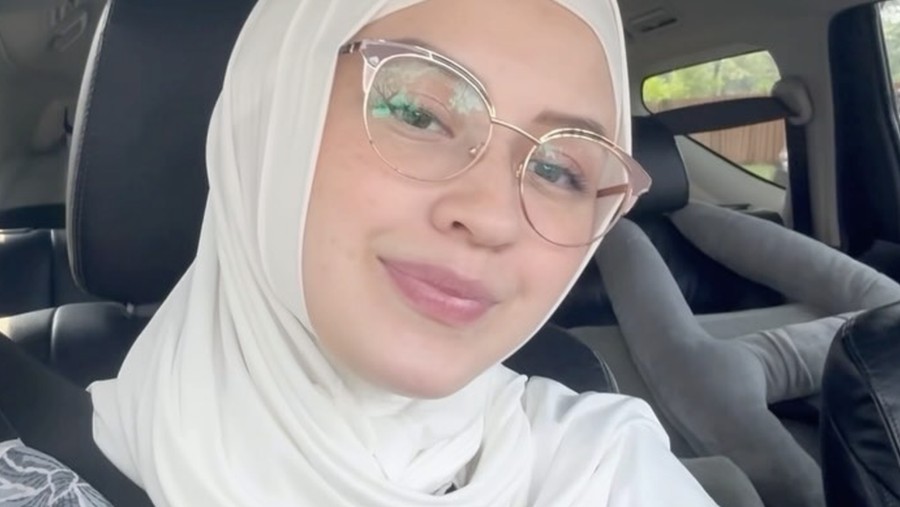 Kimberly Ryder Berhijab Saat Ikut Kajian Bareng Sahabat