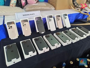 HP China Minggir, Ponsel Buatan India Mendadak Laku Keras HP China Minggir, Ponsel Buatan India Mendadak Laku Keras