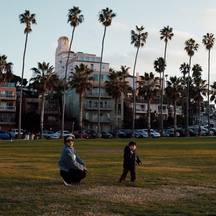 <p>Baru-baru ini, Nikita Willy membagikan potret saat quality time bareng Issa di San Diego, California, Amerika Serikat. Nikita Willy terlihat sedang menemani putranya itu main. "<em>Making memories in</em> San Diego," tulis Nikita Willy dalam unggahan di Instagram. (Foto: Instagram @nikitawillyofficial94)</p>