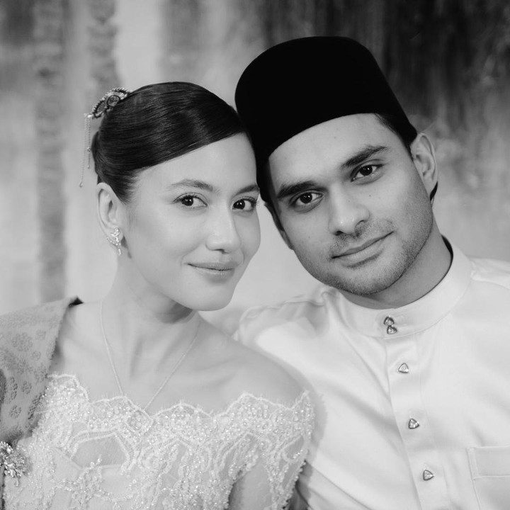 <p>Sejak menikah, keseharian Pevita Pearce dan sang suami Mirzan Meer, selalu menarik perhatian netizen, Bunda. Tidak hanya karena paras keduanya, Pevita dan sang suami juga sangat bucin, lho. (Foto: Instagram @pevpearce)</p>
