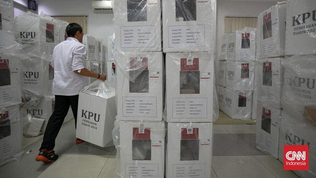 Pada pilkada 2018 silam, eks CEO PSM Munafri alias Appi dikenal sebagai calon kepala daerah pertama di Indonesia yang kalah dari kotak kosong.