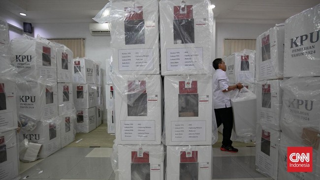 CNNIndonesia.com merangkum sejumlah daerah diikuti paslon tunggal pada Pilkada serentak 2024, dan beberapa kalah dengan kotak kosong.