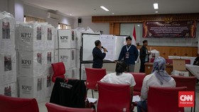 LSI Denny JA: Publik Respons Negatif Isu Gubernur Dipilih DPRD