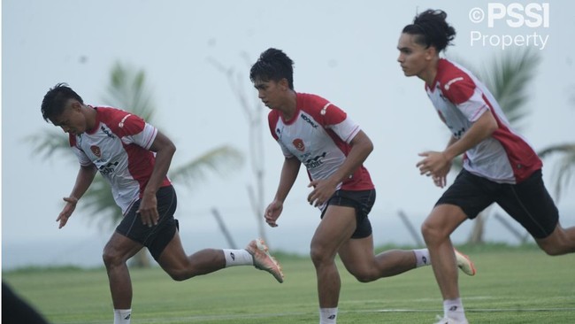 Pemain Timnas Indonesia proyeksi Piala AFF 2024 dilarang manja hadapi latihan keras ala militer yang rutin diterapkan Shin Tae Yong.